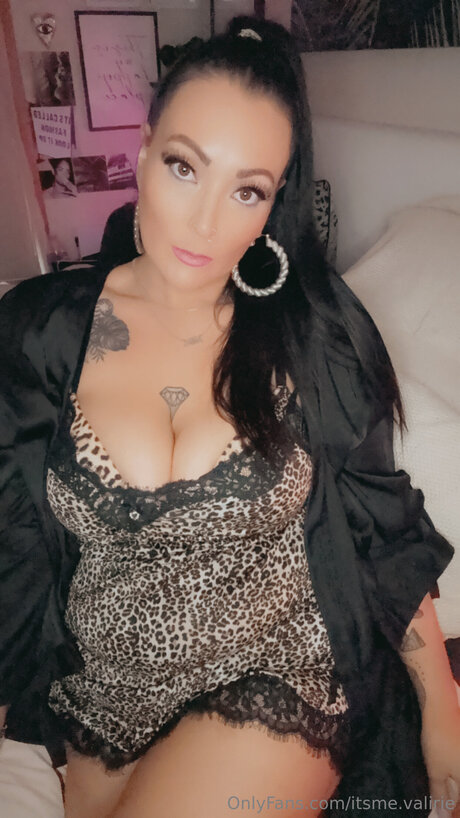 Itsme Valirie pornographic model images