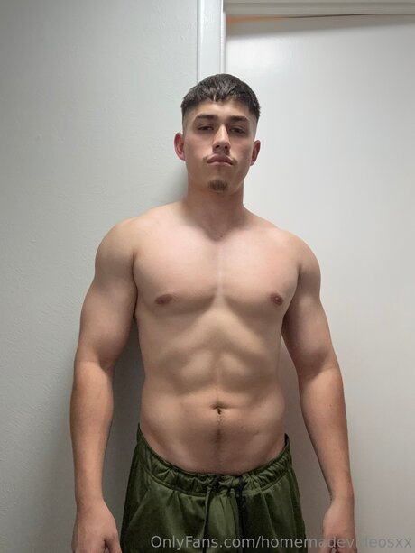 Homemadevideosxx erotic model pictures