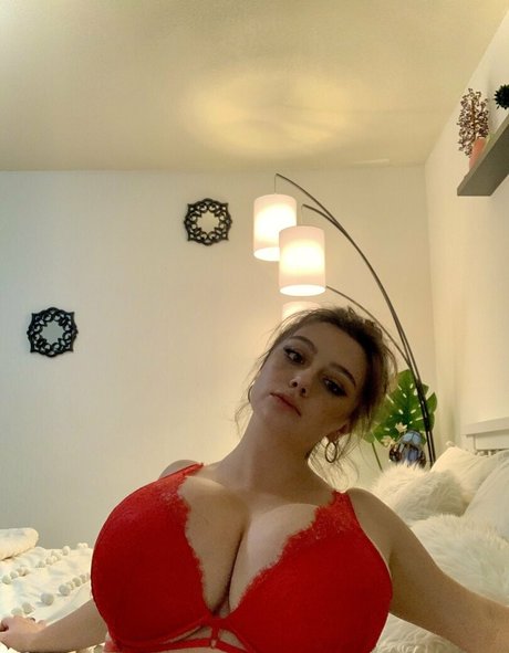 tiny onlyfans nice pictures