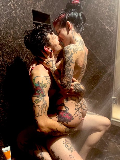 Hawkhatesyou nice pornstar photo