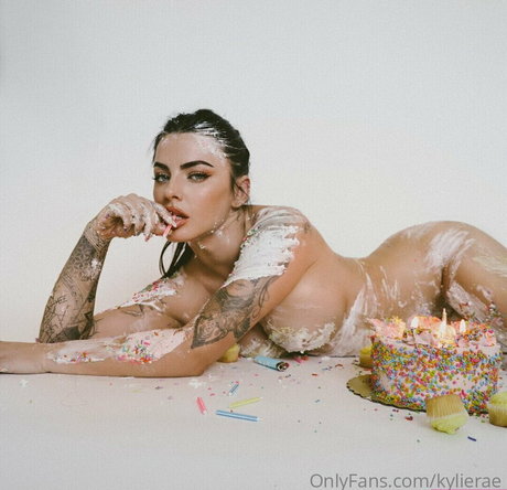 Kylie Rae pretty actress picture