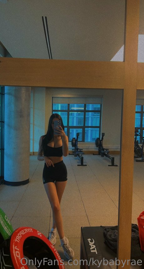 Kylie Rae sexy model img