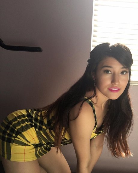 Lia SEXT ME perfect model archive