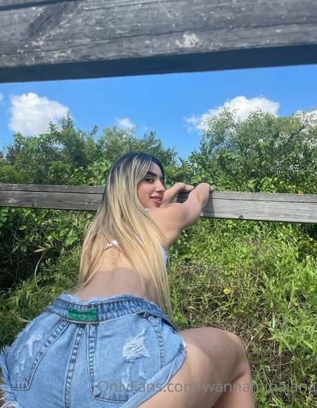 wannaminajana hd model photo