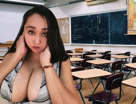 Mizuno Atena naked actress image