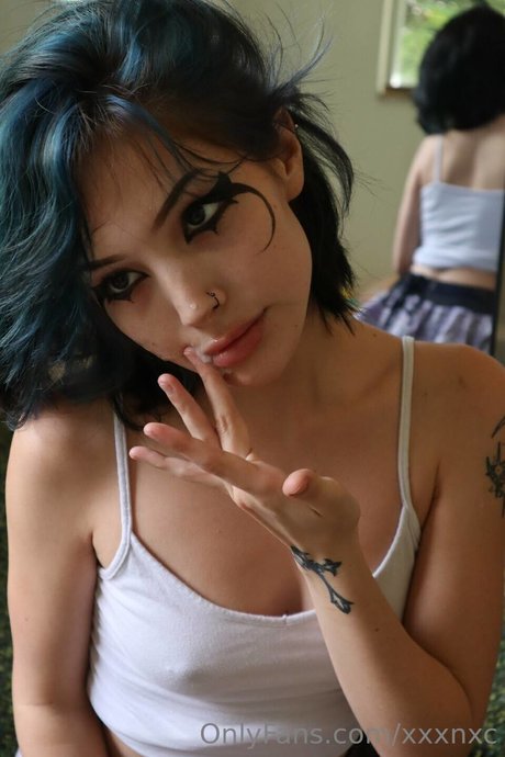 wtsdafuzz nude actress pic