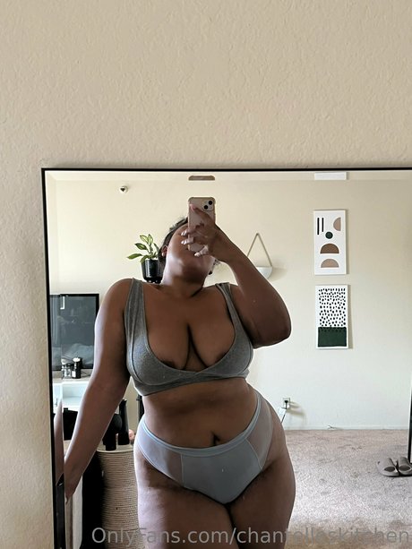 Chantelles Kitchen model art gallery