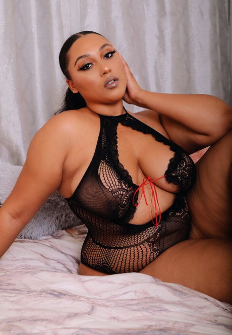 Chantelles Kitchen model sex images