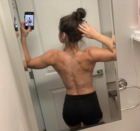 Abbie Maley art star gallery