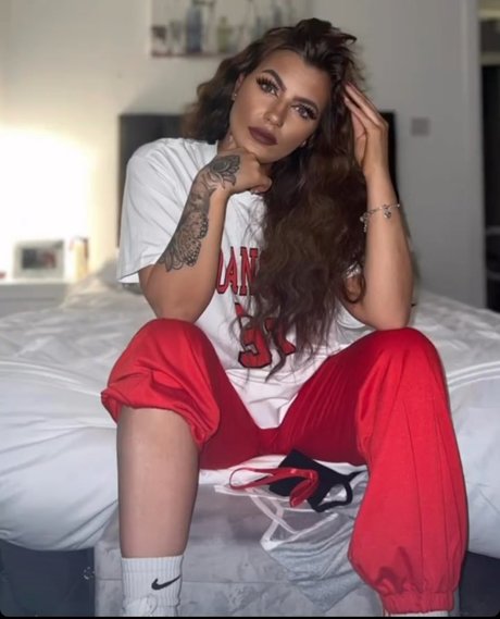 amateur swinger onlyfans beautiful image