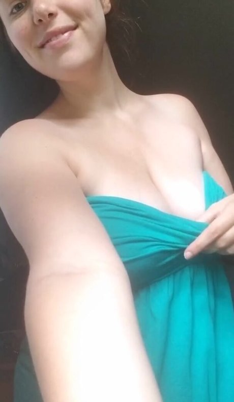 AwesomeKate pornstar hd photo