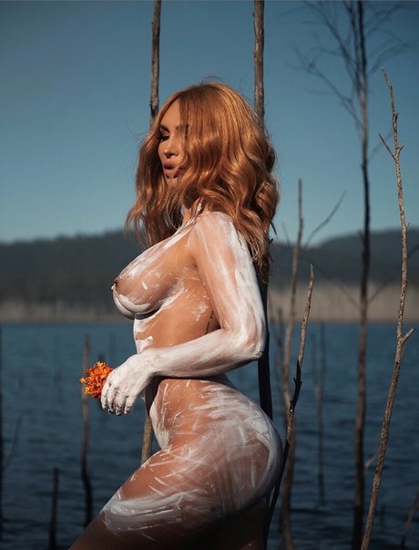 Rosanna Arkle nude model pictures