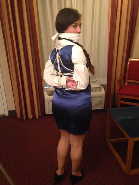 Annika Eve erotic star img