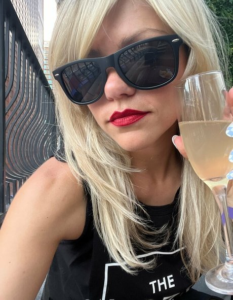 amateur swinger onlyfans adult pictures