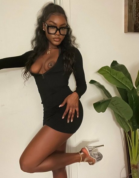 juiicyyyfruit actress pic