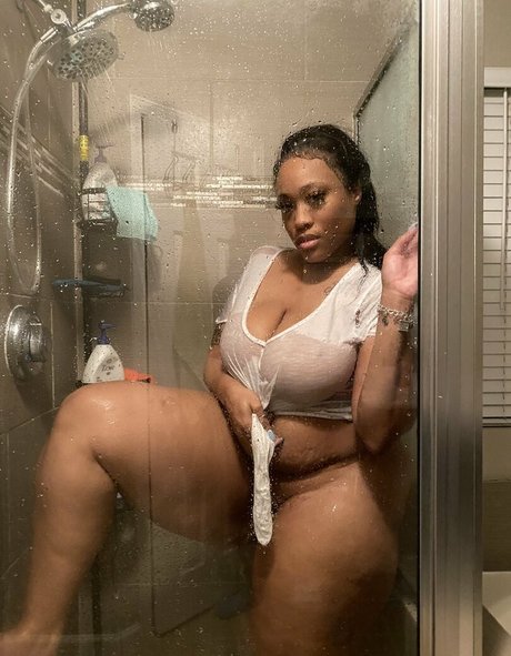 bodybuilder nude onlyfans naked image