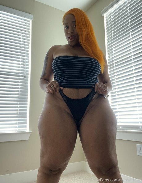 Synsationn model adult img