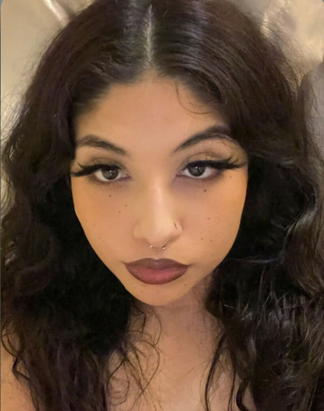 vindigoo nude star galleries