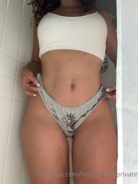 Leenda Lucia pornographic actress gallery