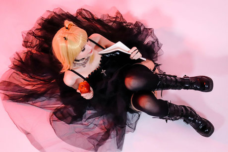 Meggii erotic star image