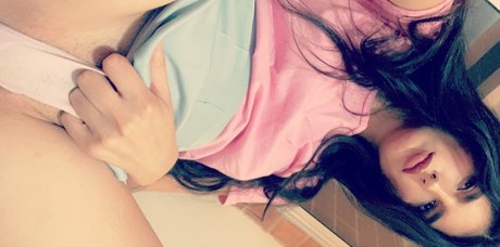 Holly Shit sex star pic