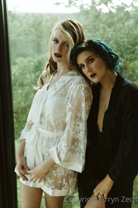 Arryn Zech star nude archive