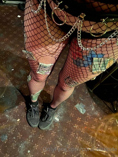 Coraliasuicide free star archive