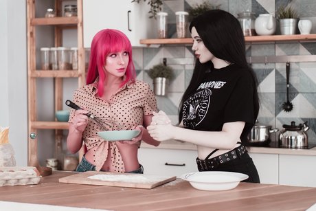 cuckold feet onlyfans art naked gallery