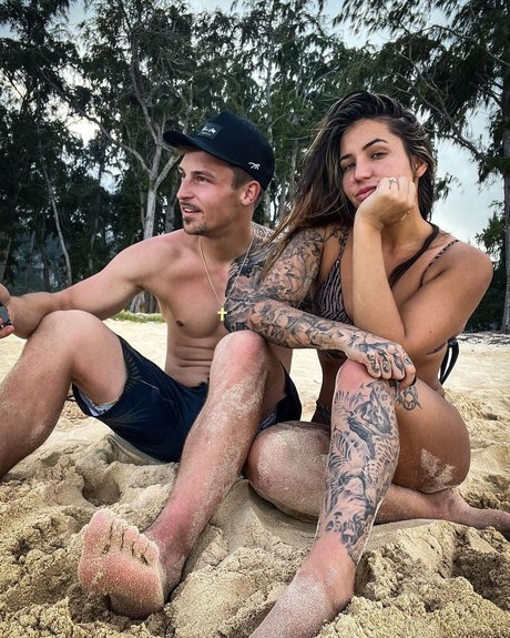 Skylyn Beaty erotic star archive