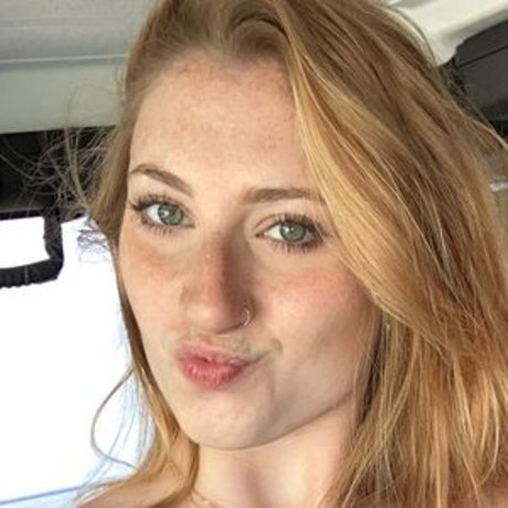 Breezy baby24 pretty model img