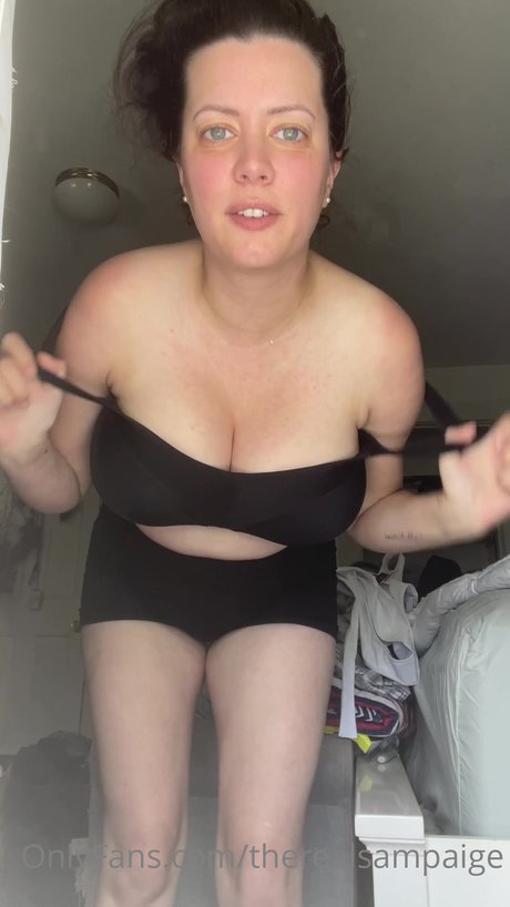 Sam Paige model nice photos