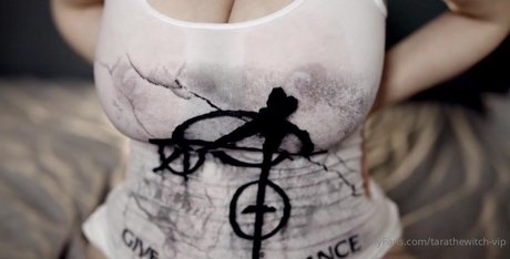 Tara The Witch model xxx gallery