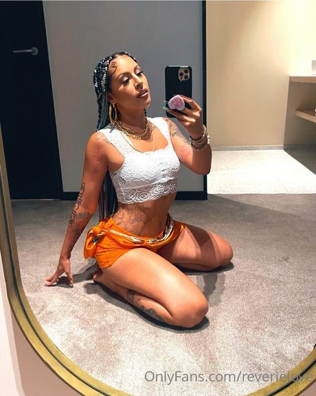 Reverie love exclusive actress image