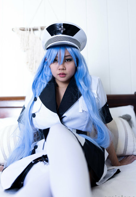 petite free onlyfans free photo