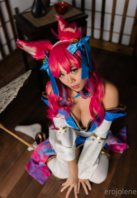 LiquidPyro pornographic actress archive