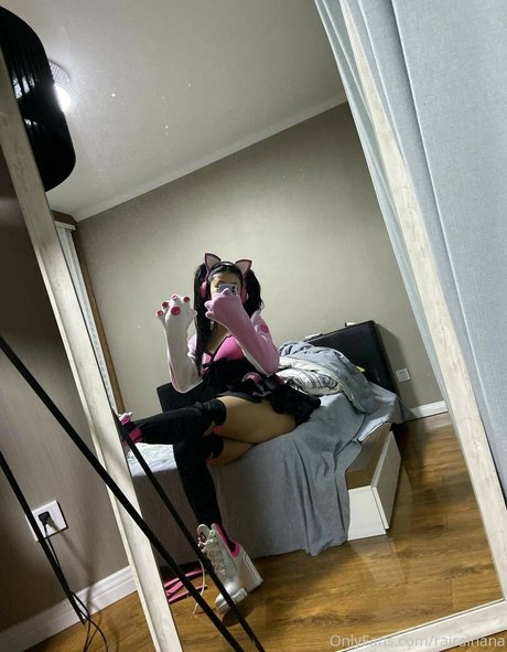 rairainana pornstar hot image