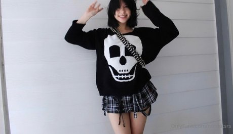 Its Not Dat Srs model porn image