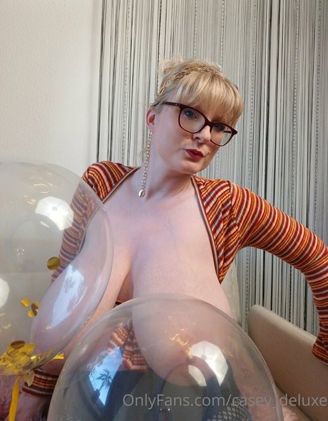 Casey Deluxe perfect star pictures