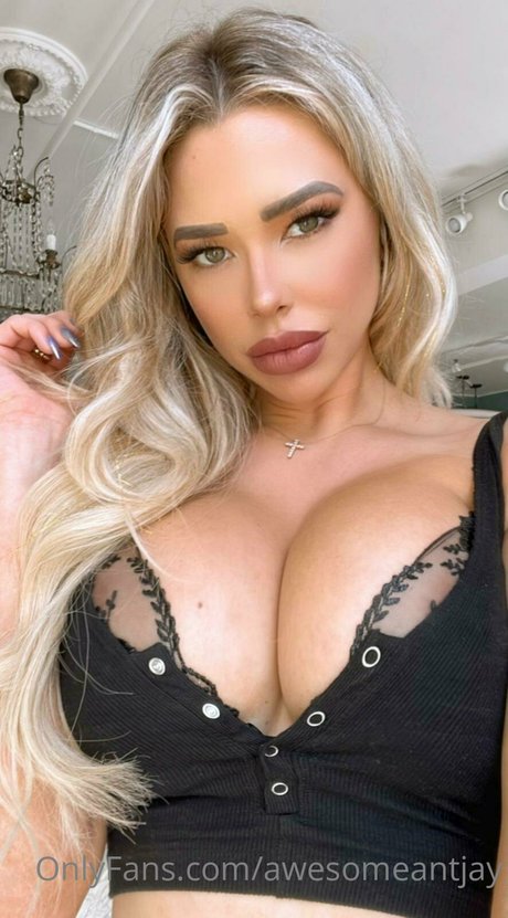 Antje Utgaard model naked pics