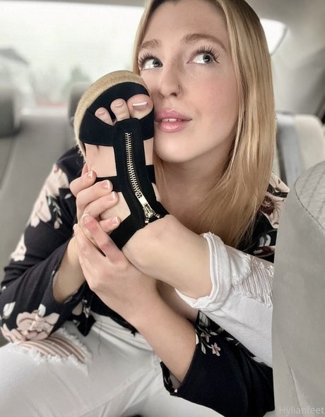 ZeldaHyrule best pornstar img