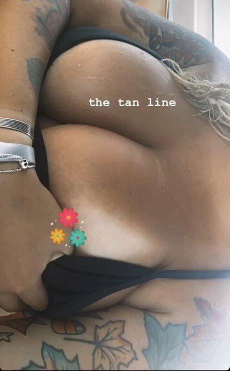 Autumn Moretti naked star photo