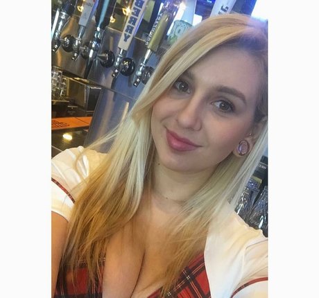 pregnant teacher onlyfans pornos photo