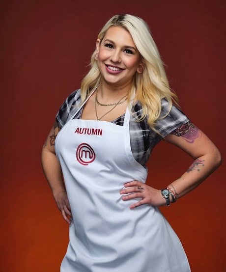 Autumn Moretti art model galleries