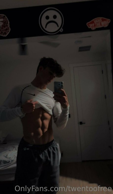 twentoofree pornstar nudes pictures