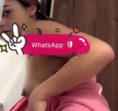 Caramelito model nudes pics