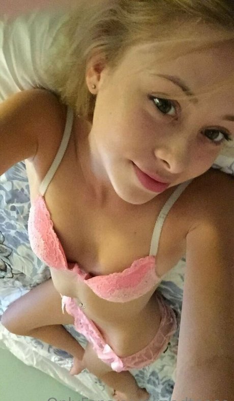 madtease model hd photos