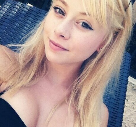 madtease model perfect image