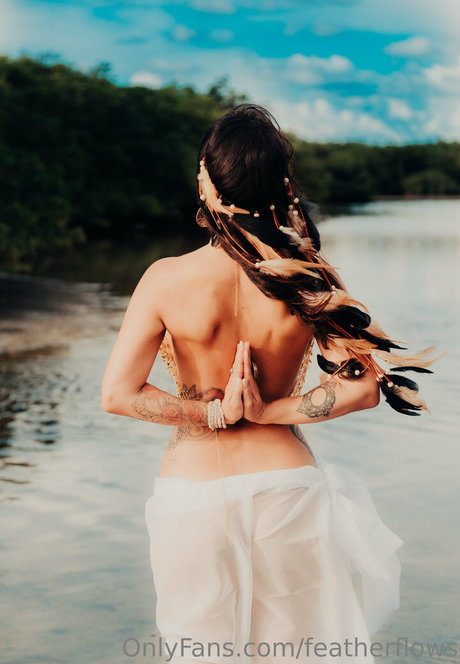 featherflows beautiful star image