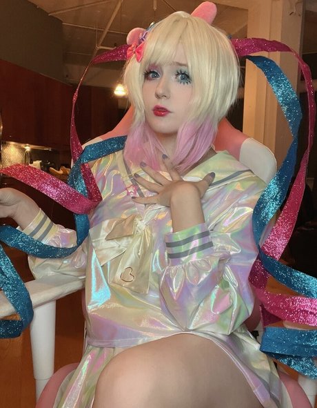 Satinstars nudes actress archive