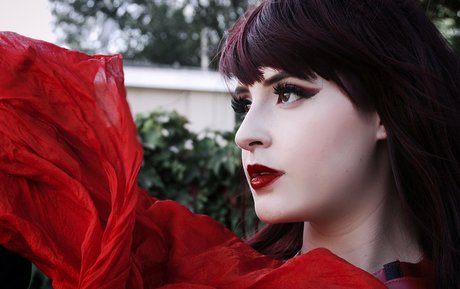 sonucktia4free sexy actress picture